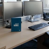 Workplace APA-IT Informations Technologie GmbH