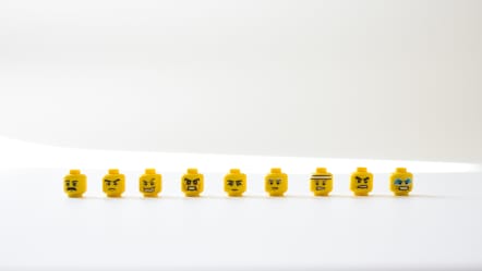 Negative Arbeitgeberbewertungen von IT-Talenten auf DEVworkplaces